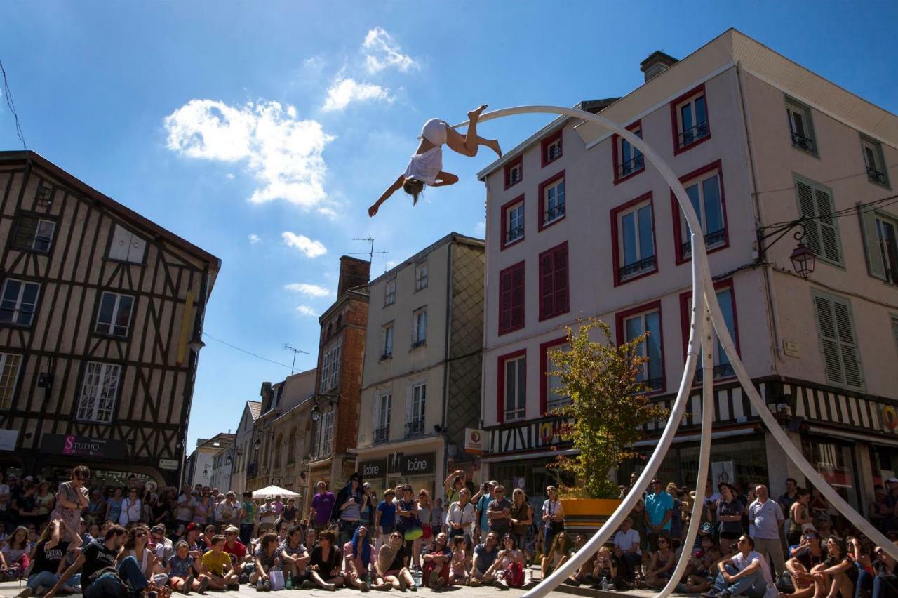 Camping De Châlons-en-Champagne Esterno foto